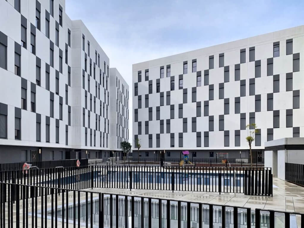 Facade BIM Technology for Poniente Residential